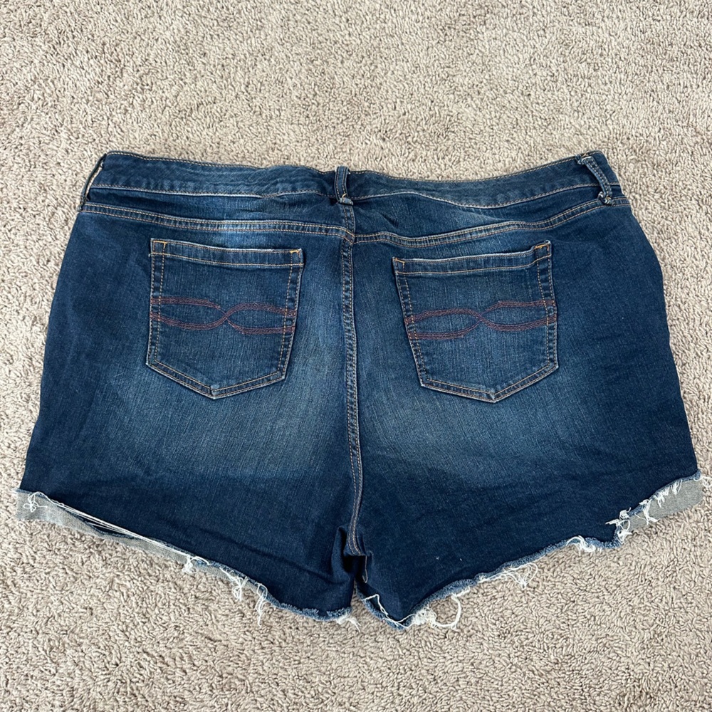 Torrid Jean cuttoffs. - Picture 2 of 3